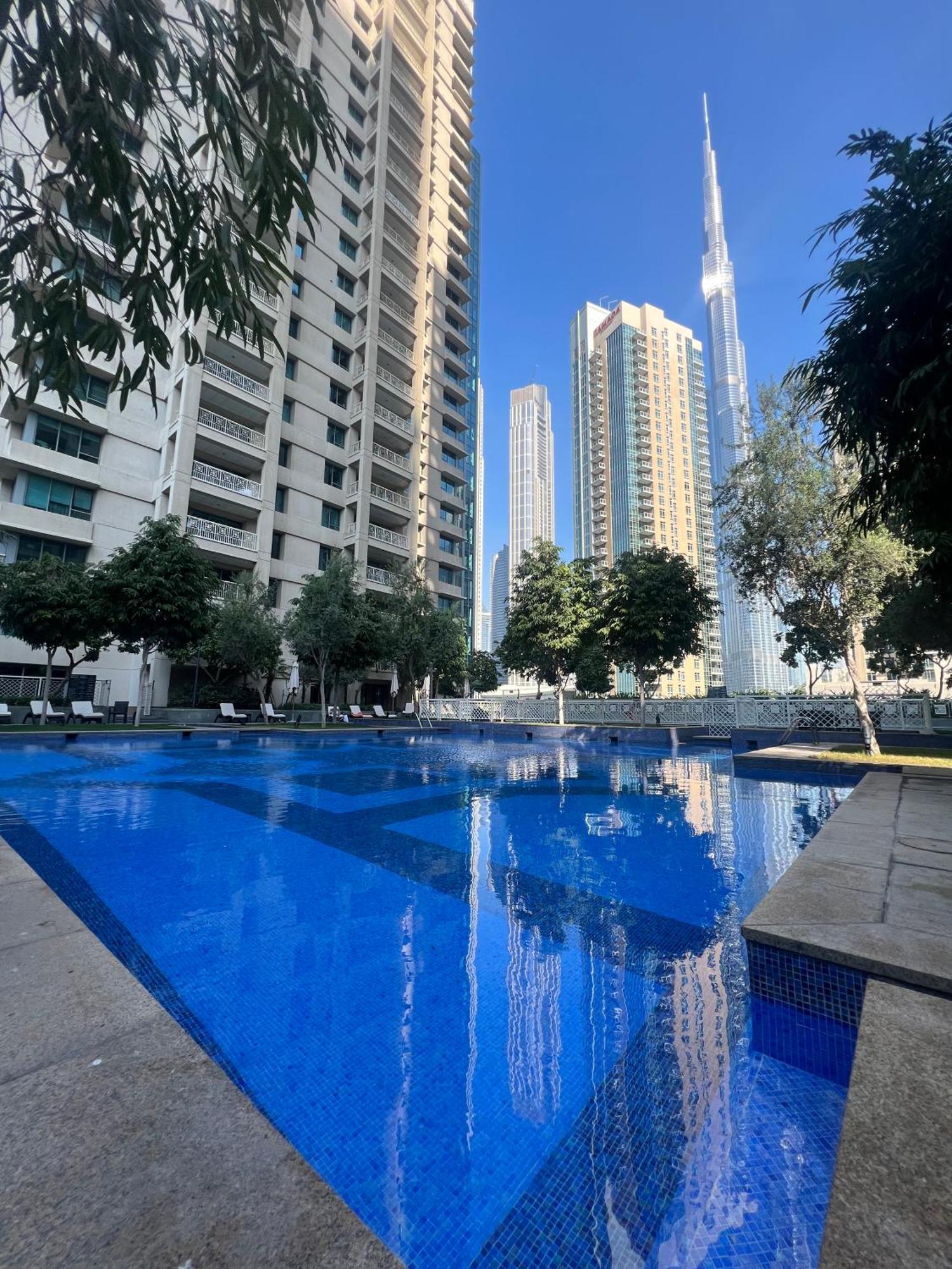 Prestige Living 2Br With Full Burj Khalifa And Fountain View By Auberge Dubai Bagian luar foto
