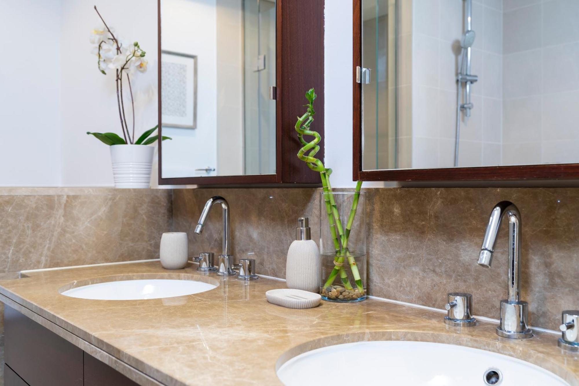 Prestige Living 2Br With Full Burj Khalifa And Fountain View By Auberge Dubai Bagian luar foto